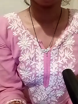 khushi rawat online show from 6, 3, 2026