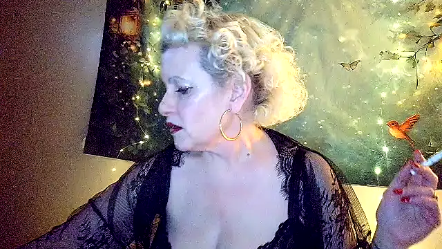 Blondie the librarian online show from 4, 3, 2026