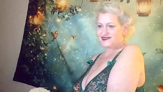 Snapshot of Blondie_the_librarian chatting on 30, 4, 2026 Blondie the librarian online show from 30, 4, 2026