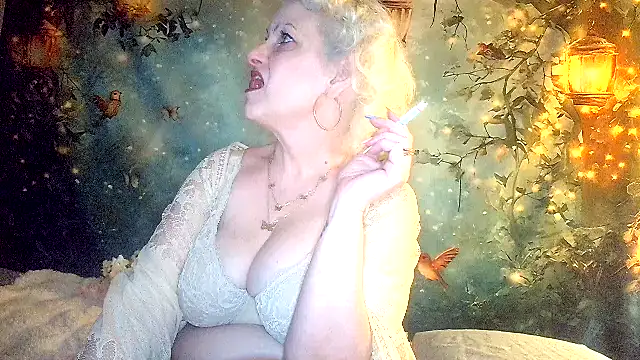 Blondie the librarian online show from 11, 4, 2026