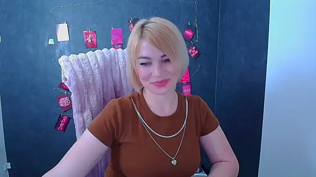 Snapshot of CuttieEmma chatting on 20, 6, 2026 CuttieEmma online show from 20, 6, 2026