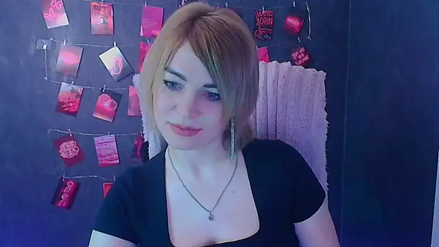 CuttieEmma online show from 12, 3, 2026