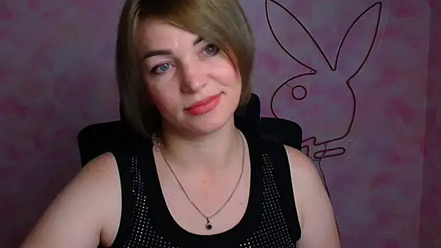 Snapshot of CuttieEmma chatting on 25, 6, 2026 CuttieEmma online show from 25, 6, 2026