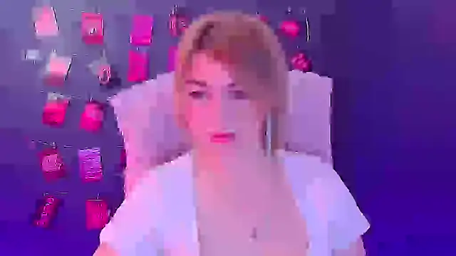 CuttieEmma online show from 22, 3, 2026