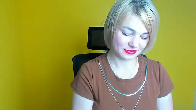 Snapshot of CuttieEmma chatting on 16, 7, 2026 CuttieEmma online show from 16, 7, 2026