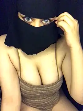 Gamila  online show from 9, 4, 2026