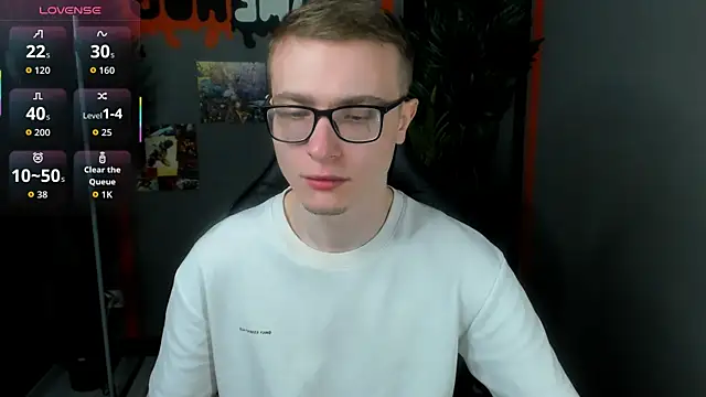 Snapshot of Emmit_Barker chatting on 10, 5, 2026 Emmit Barker online show from 10, 5, 2026