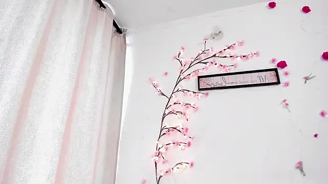 NicoRobinx online show from 8, 4, 2026