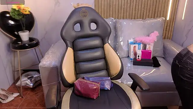 Lynn turner online show from 28, 2, 2026