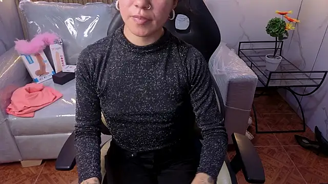 Lynn turner online show from 11, 2, 2026