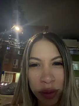 Snapshot of Mia_Rosee1 chatting on 27, 5, 2026 Mia Rosee1 online show from 27, 5, 2026