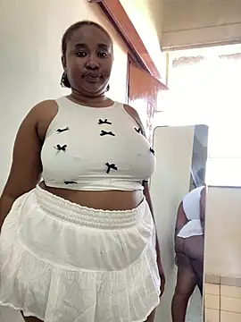 MeekyCurvyAss online show from 6, 5, 2026