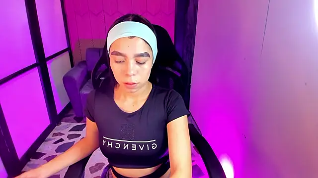 GemmaBrown online show from 6, 3, 2026