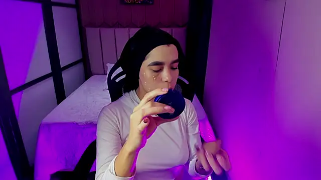 GemmaBrown online show from 11, 3, 2026