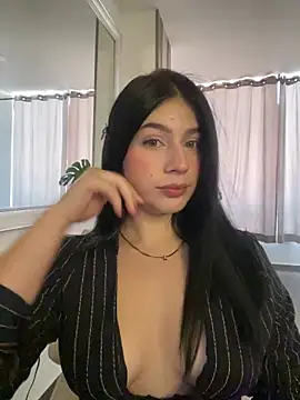 Snapshot of _HannahFox_ chatting on 9, 5, 2026 HannahFox online show from 9, 5, 2026