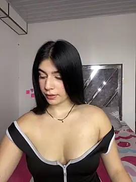  HannahFox  online show from 4, 2, 2026