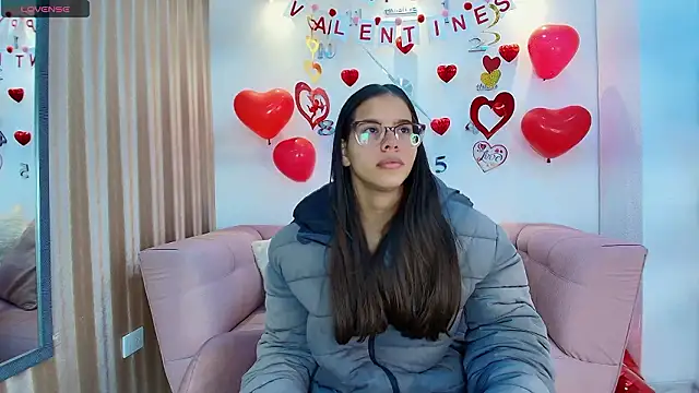 Luna Millers online show from 22, 2, 2026