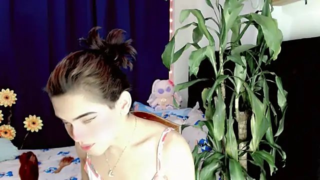 Snapshot of NathalialLooes chatting on 9, 7, 2026 NathalialLooes online show from 9, 7, 2026