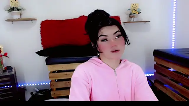 NathalialLooes online show from 16, 3, 2026