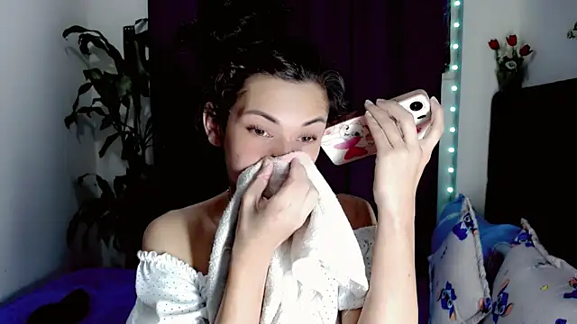 Snapshot of NathalialLooes chatting on 17, 7, 2026 NathalialLooes online show from 17, 7, 2026