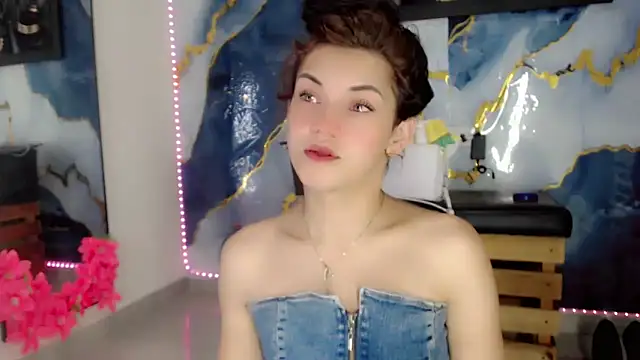Snapshot of NathalialLooes chatting on 25, 5, 2026 NathalialLooes online show from 25, 5, 2026