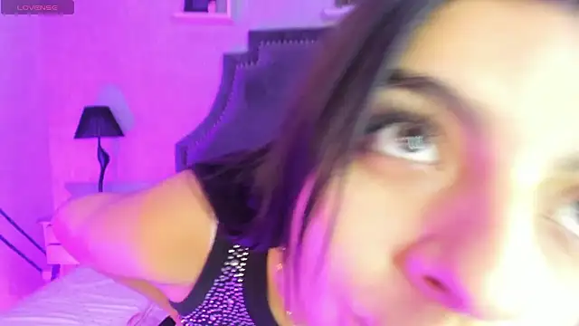 KarelyMitchel online show from 23, 2, 2026