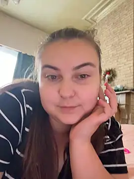 Snapshot of AlyaX_X chatting on 6, 5, 2026 AlyaX X online show from 6, 5, 2026