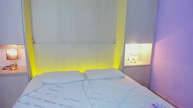 GabbyOwenn online show from 10, 2, 2026