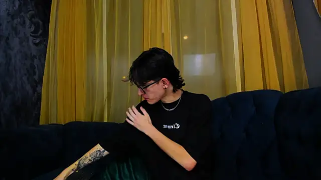 Jax valentine online show from 4, 2, 2026