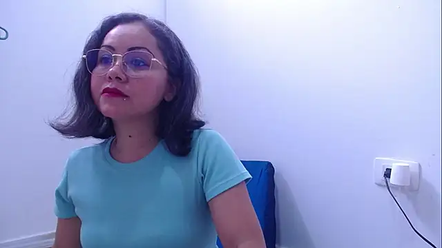 playfullpaulina online show from 4, 2, 2026