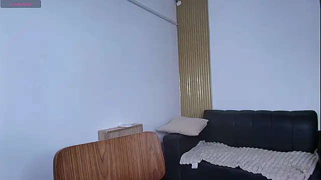 leydi start  online show from 5, 2, 2026