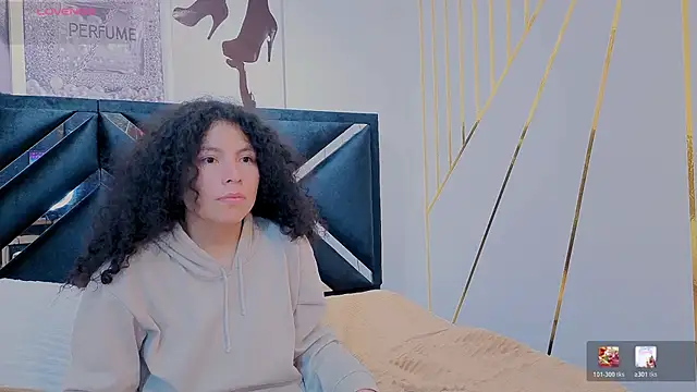 Zoe-yanin online show from 18, 4, 2026