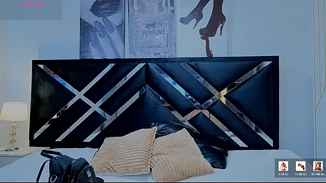 Zoe-yanin online show from 10, 4, 2026