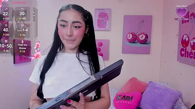 Maddie Rosee online show from 5, 2, 2026