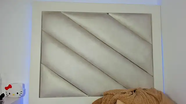 dakota cj online show from 15, 4, 2026