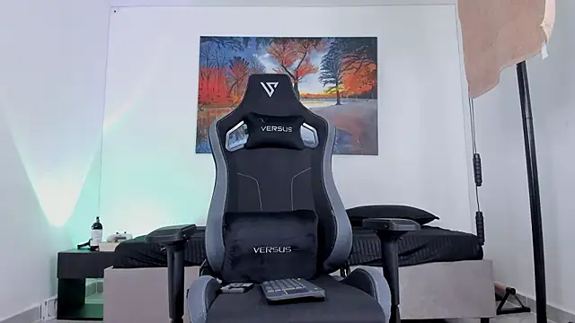 ryanwhite3 online show from 6, 3, 2026