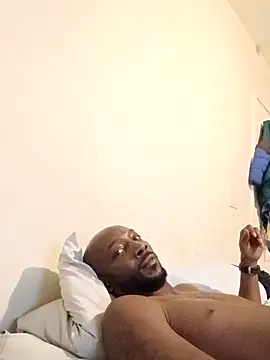 Snapshot of StrangeModel45 chatting on 21, 2, 2026 StrangeModel45 online show from 21, 2, 2026