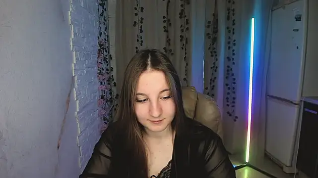 EvaxCharm online show from 20, 2, 2026