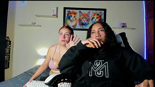 meredit cris23 online show from 13, 2, 2026