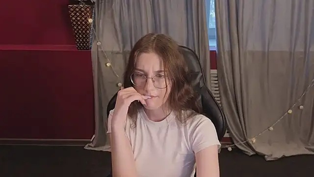 VixenLight online show from 10, 2, 2026