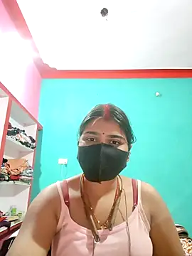 Divyanshi hott online show from 4, 2, 2026