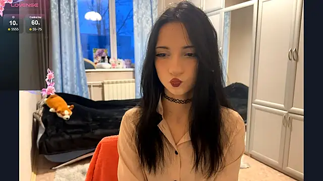 UrBabeLuna online show from 3, 2, 2026