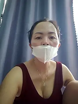 Baby-loveass69 online show from 13, 5, 2026