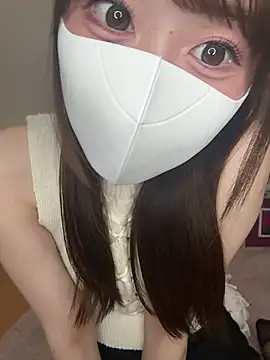 Snapshot of momo_mm chatting on 2, 7, 2026 momo mm online show from 2, 7, 2026
