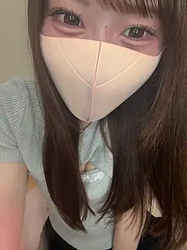 Snapshot of momo_mm chatting on 12, 7, 2026 momo mm online show from 12, 7, 2026