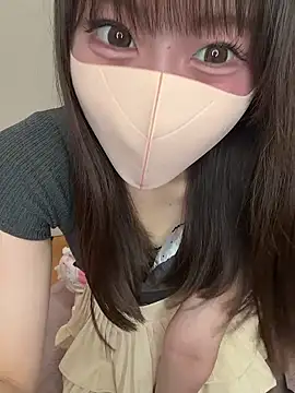 Snapshot of momo_mm chatting on 18, 7, 2026 momo mm online show from 18, 7, 2026