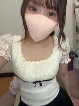 Snapshot of momo_mm chatting on 14, 7, 2026 momo mm online show from 14, 7, 2026