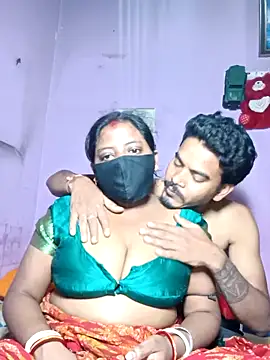 Snapshot of Fetish-Couple2 chatting on 10, 3, 2026 Fetish-Couple2 online show from 10, 3, 2026