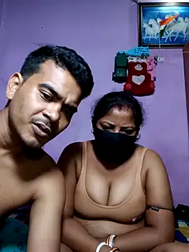 Snapshot of Fetish-Couple2 chatting on 14, 3, 2026 Fetish-Couple2 online show from 14, 3, 2026