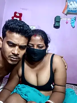 Snapshot of Fetish-Couple2 chatting on 16, 3, 2026 Fetish-Couple2 online show from 16, 3, 2026